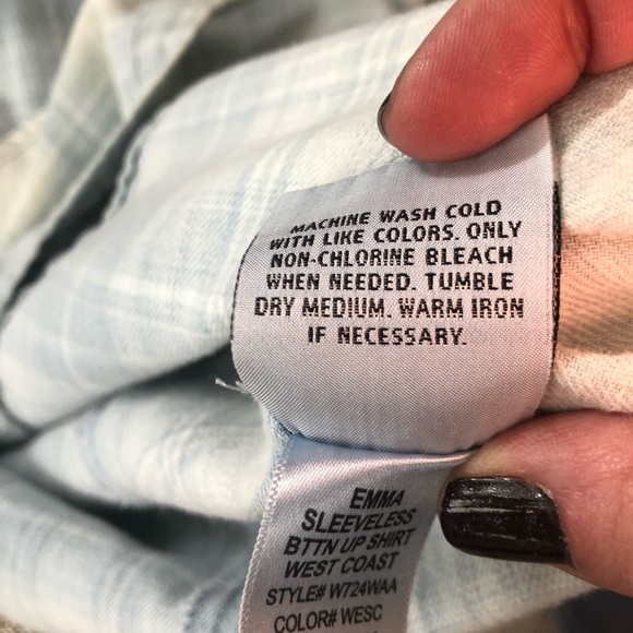 Hudson Emma Sleeveless Button Down size medium Free Shipping - Picture 6 of 7